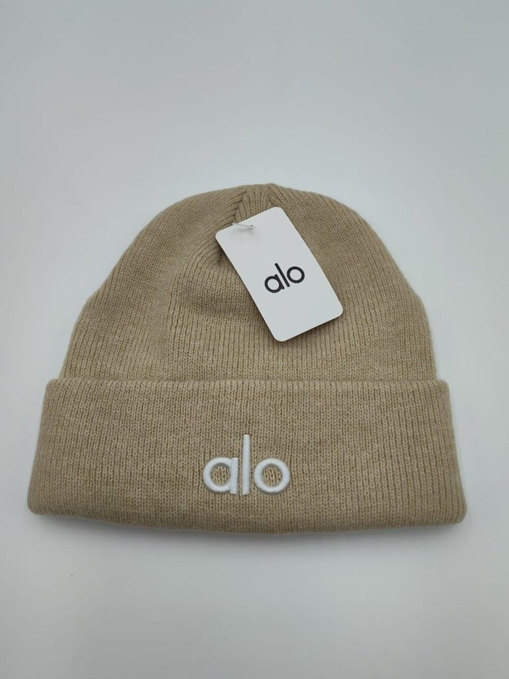 NWT Alo Beanie Light Beige Knit with white logo